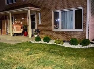 5 Ash St, Park Forest, IL 60466