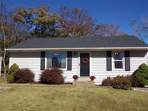 2nd image of 10827 Lawnbrook Dr