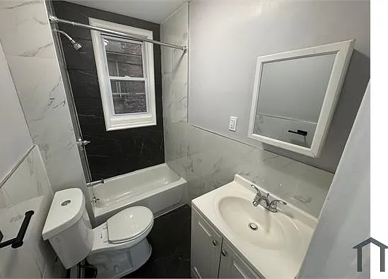 119 Inslee Pl #4 — Photo 3