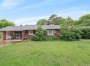 1054 Memorial Park Rd, Lancaster, SC 29720