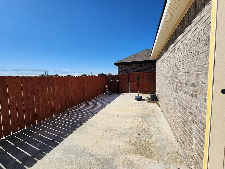 2304 Boise Dr — Photo 7