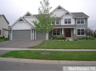 10907 Maple Blvd, Woodbury, MN 55129