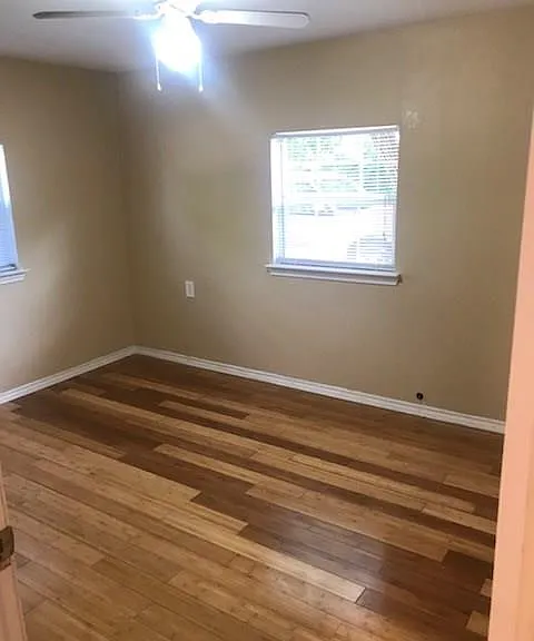 1604 Wilson St — Photo 5