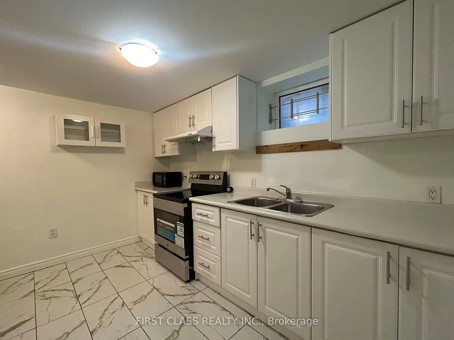 2 bed, $1,950 — Photo 2
