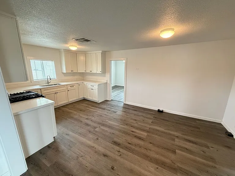 4410 S Holt Rd — Photo 9