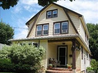 347 N Forest Ave, Rockville Centre, NY 11570