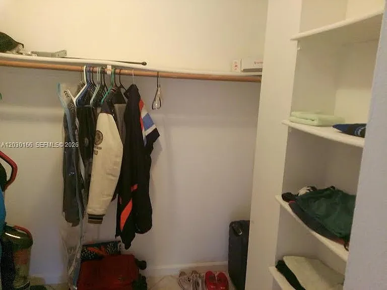 13390 NE 7th Ave #207 — Photo 14