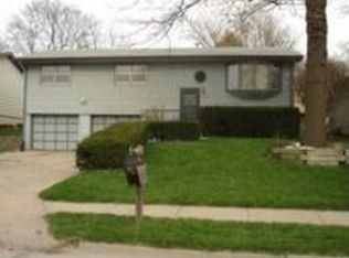 5635 S 51st St, Omaha, NE 68117