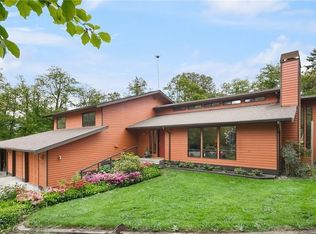 9717 SW 208th St, Vashon, WA 98070