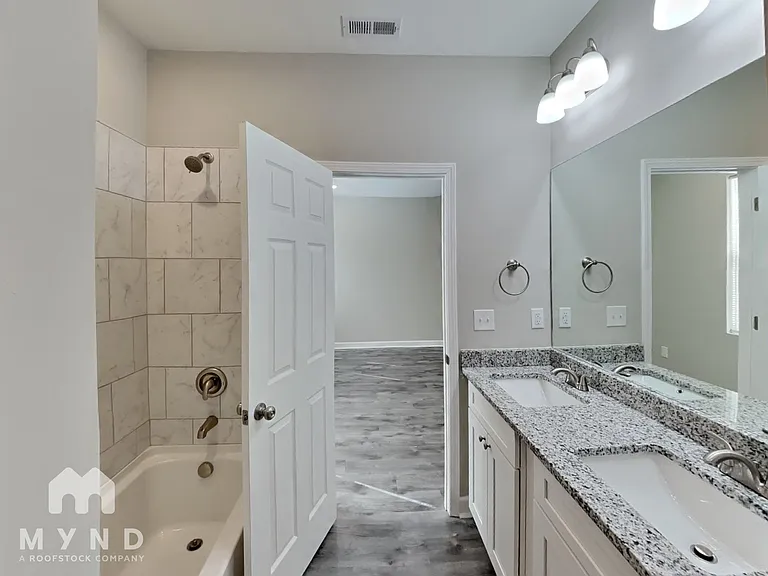 444 Deaton St — Photo 13