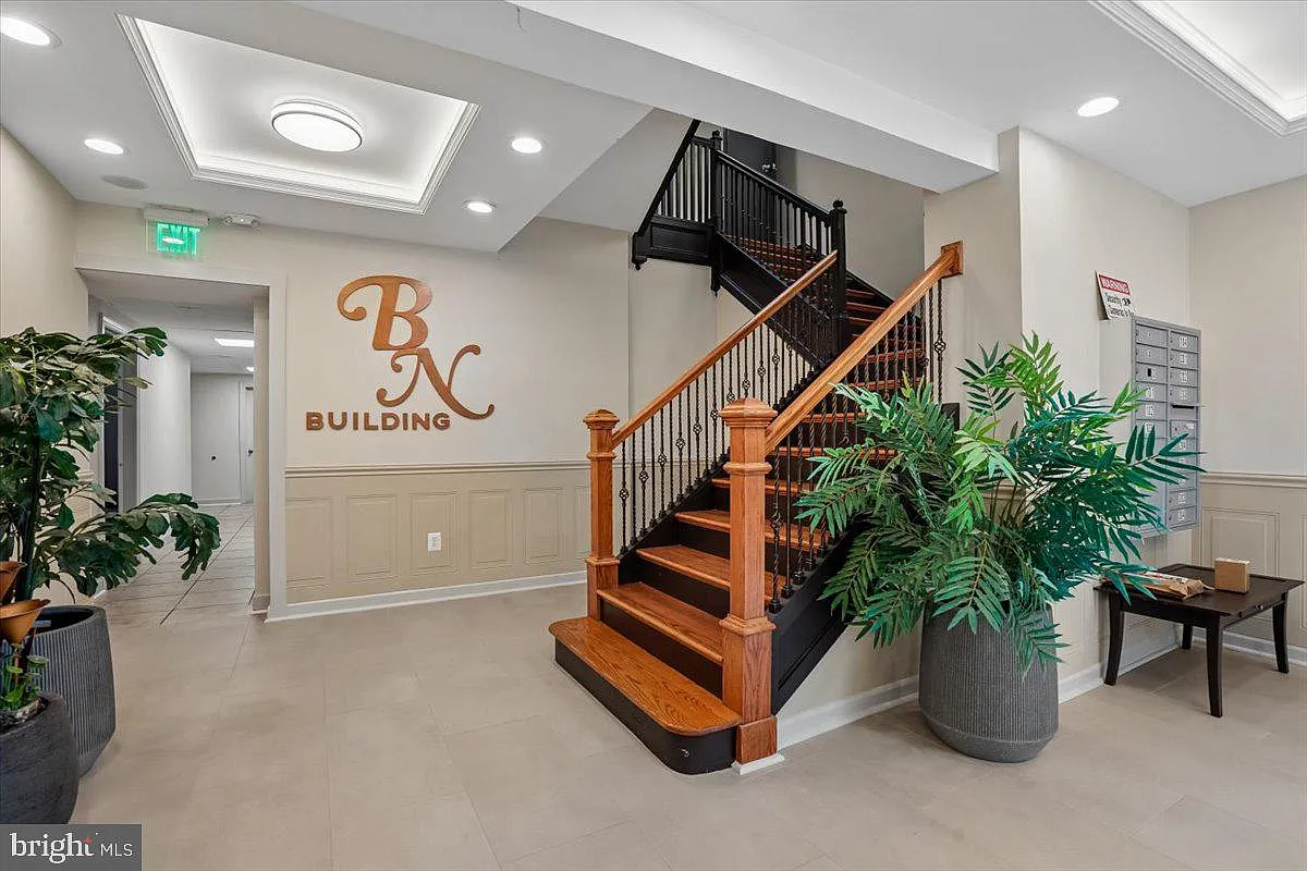 1 bed, 1.0 bath, 875 sqft, $2,895 — Photo 4