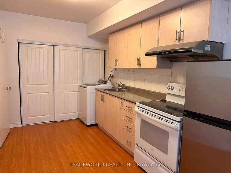 108 Wharton Sq #LOWER LEVEL — Photo 3