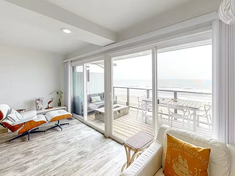452 Oceanview Dr — Photo 10