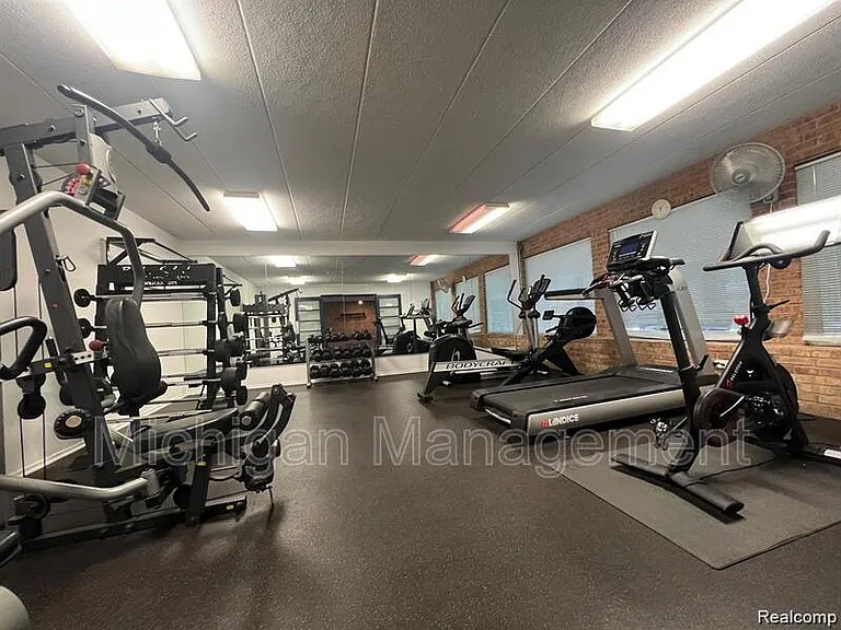 2150 Pauline Blvd #203 — Photo 38