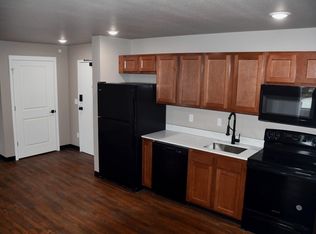Silverthorne Apartments- Ottumwa 119/121/131, Ottumwa, IA 52501