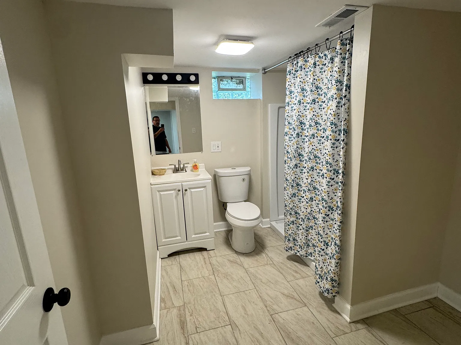 4 bed, 1.5 bath, 1875 sqft, $1,950 — Photo 4