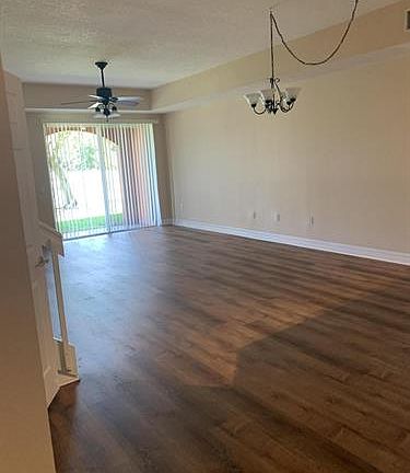 5th image of 55 SE Palermo Ct APT 105