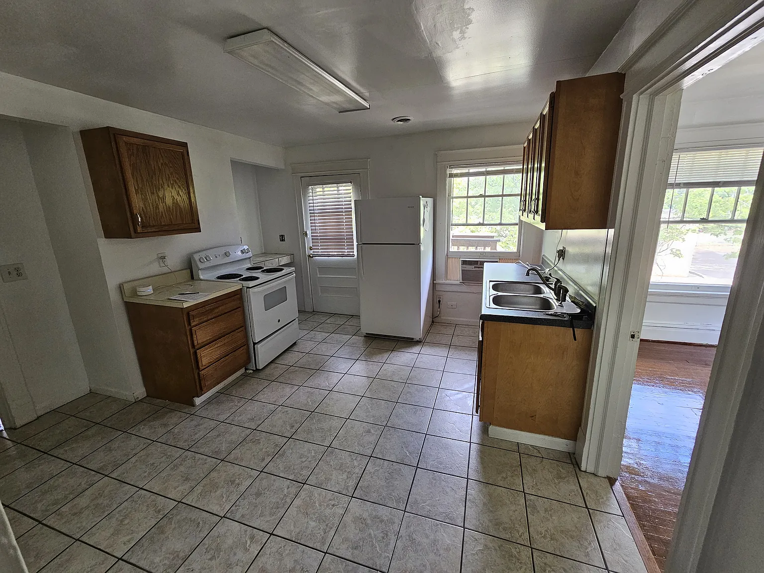1 bed, 600 sqft, $950 — Photo 4