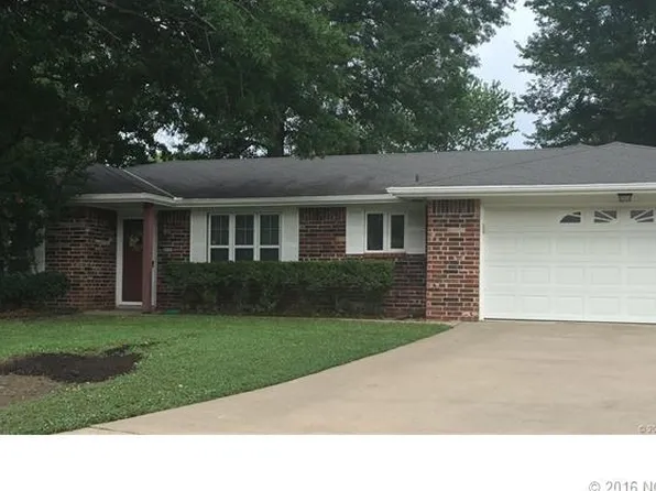 4600 SE Barlow Pl, Bartlesville, OK 74006