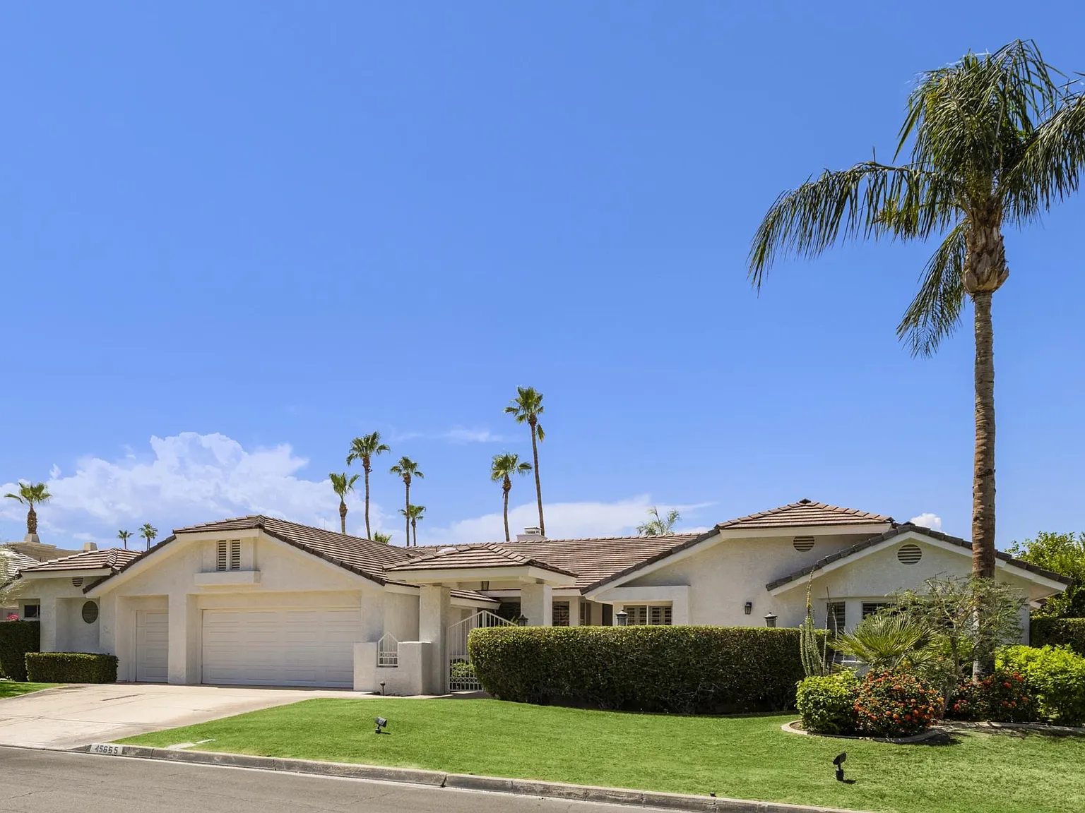 45665 Cielito Dr — Photo 1