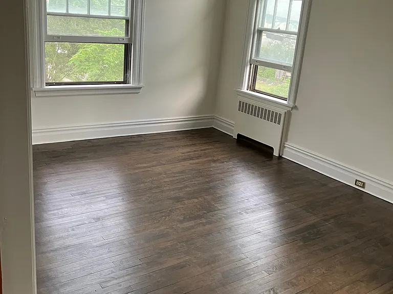42 Vernon Ave #2 — Photo 9