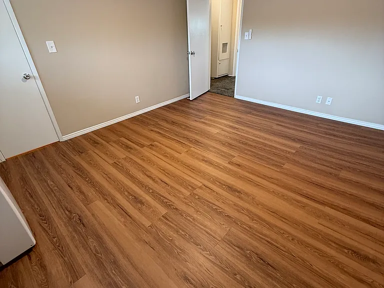 944 W Duarte Rd #D — Photo 17