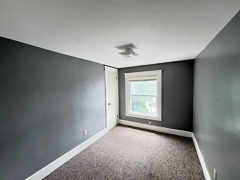 1801 E Main St #3 — Photo 8