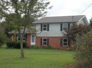 5185 Old 60 Ln, Vine Grove, KY 40175