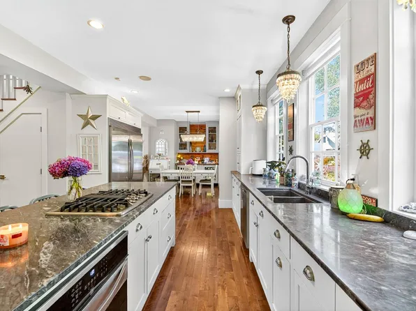 4455 Elizabeth St, Pt Alberni, BC V9Y 6L4