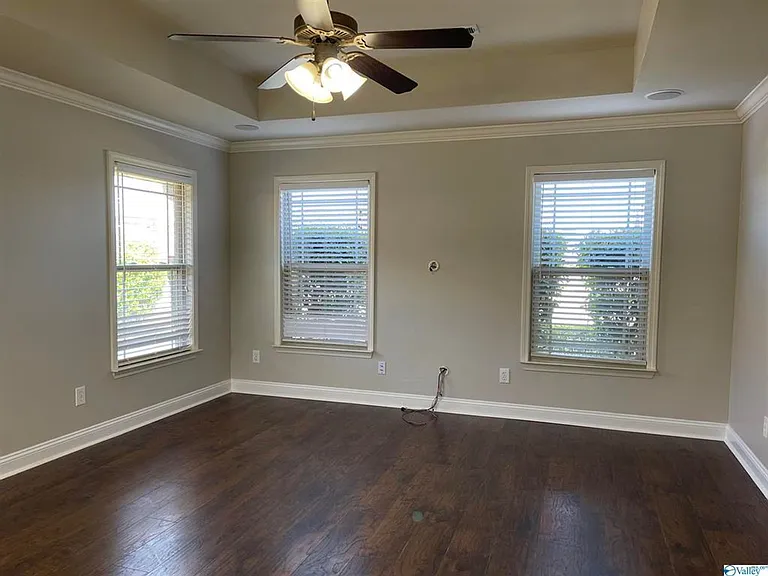 266 Village Springs Dr — Photo 16