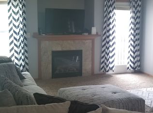 5805 Muirfield Dr SW APT 3, Cedar Rapids, IA 52404