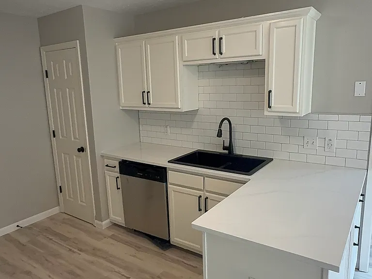7424 E Winchester Dr — Photo 15