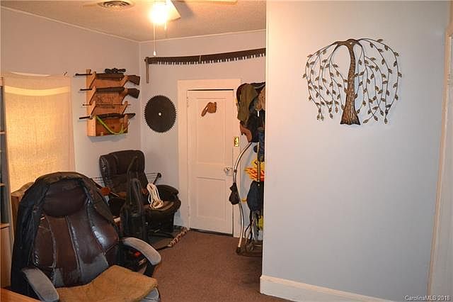 2nd image of 1825 Frank Barnett Dr