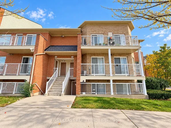 109 Sunrise Dr #33, Markham, ON L3R 1A1
