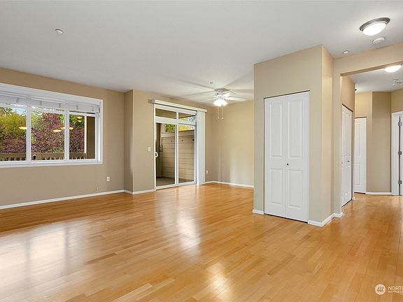 5th image of 23940 NE 115th Lane #204