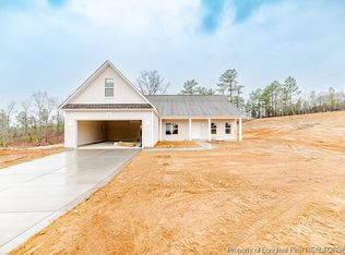 22 Sugarberry Pl, Spring Lake, NC 28390