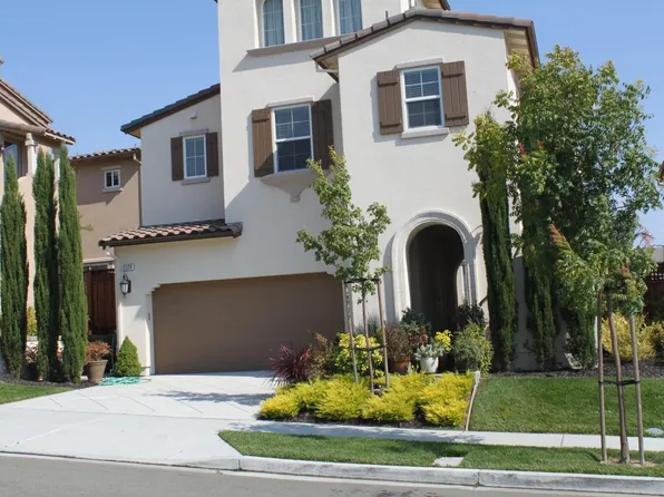 2374 Capistrello St, Dublin, CA 94568