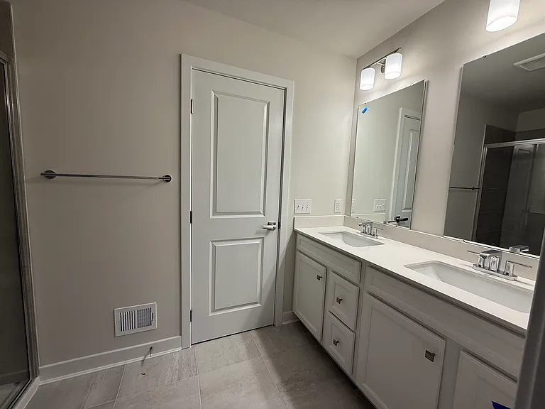 4319 Reusch Cir — Photo 14