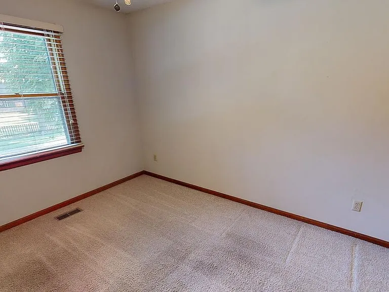 14718 S Navaho Dr — Photo 12