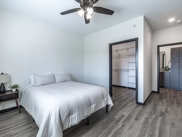 1197 Liberty Dr — Photo 34