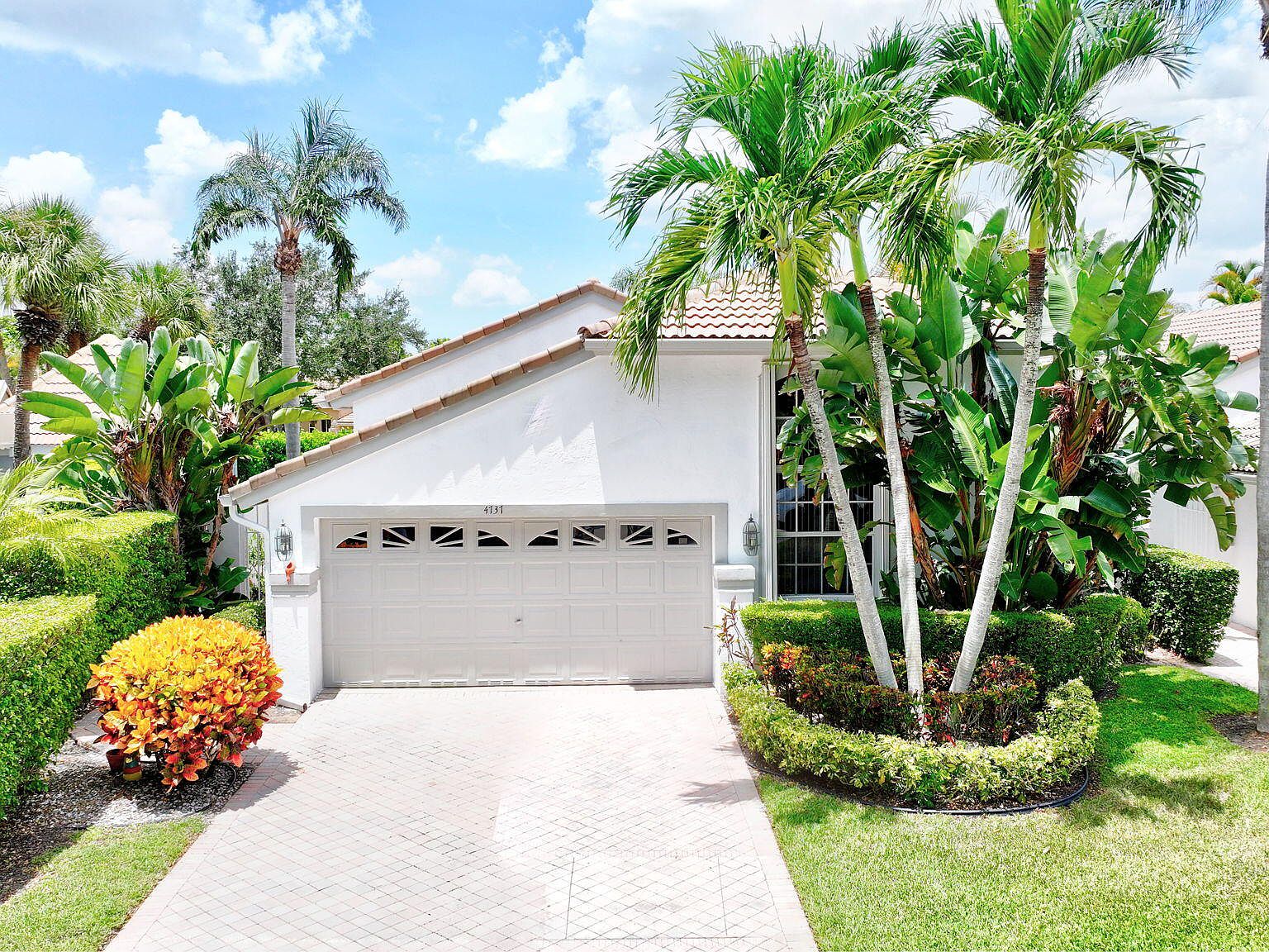 4737 Carlton Golf Drive