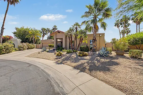 10945 E Tierra Dr Photo 1