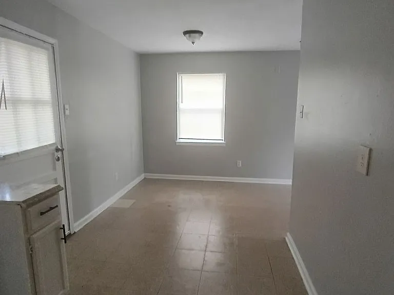 2551 Dakar Ave — Photo 9