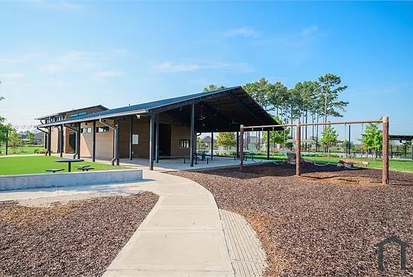 7314 Bristlegrass Colony Ct — Photo 40