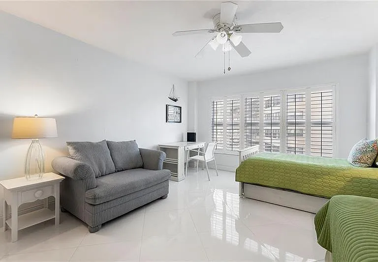 3850 Galt Ocean Dr #405 — Photo 16