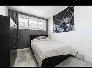 10 Oakmont Ave #10, Winnipeg, MB R2J2M5