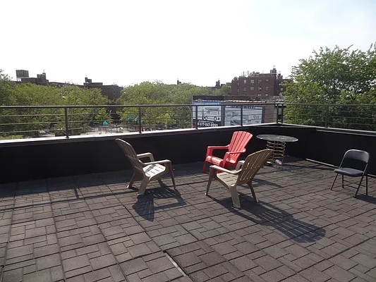 Rented by Miron Realty Group | media 40