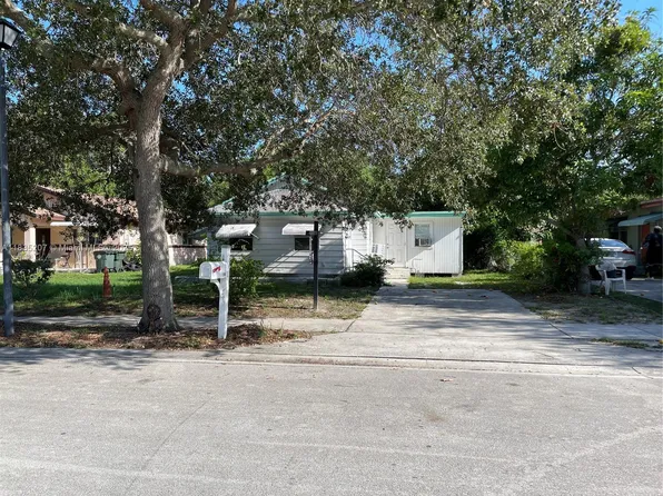 156 NE 11th St, Boca Raton, FL 33432