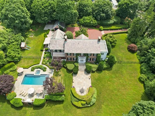 55 Hillside Road, Rye, NY 10580
