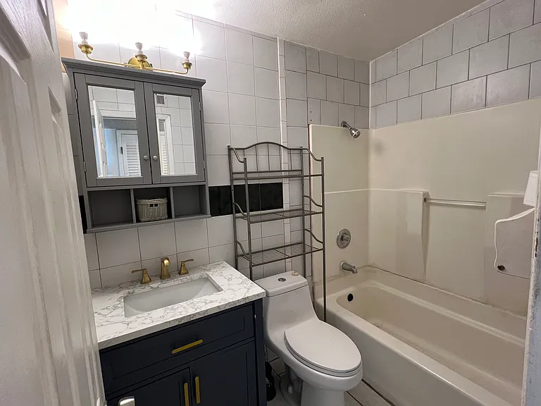 9323 Nottingham Dr — Photo 12